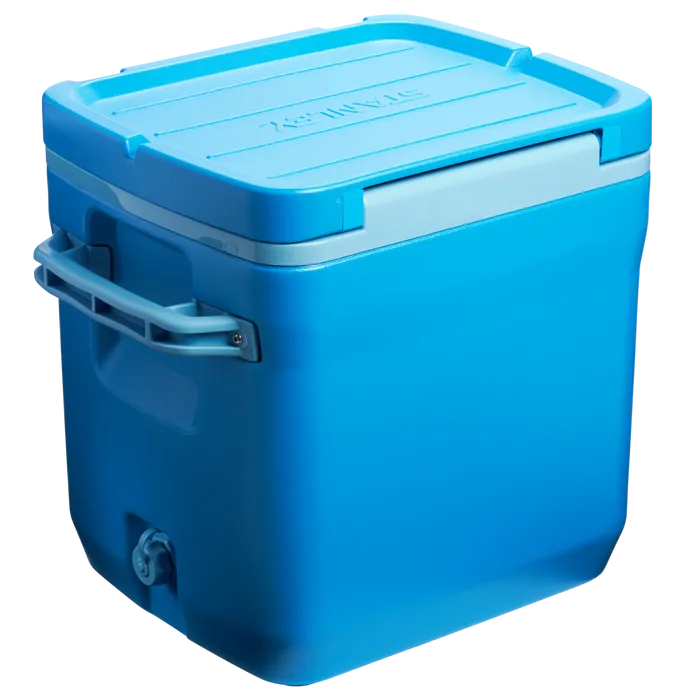 Stanley The Cold-For-Days Outdoor Hard Cooler 30QT In Azure Blue